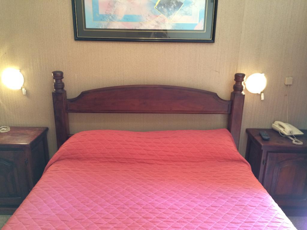 Hotel Cordoba Villa Carlos Paz Kamer foto